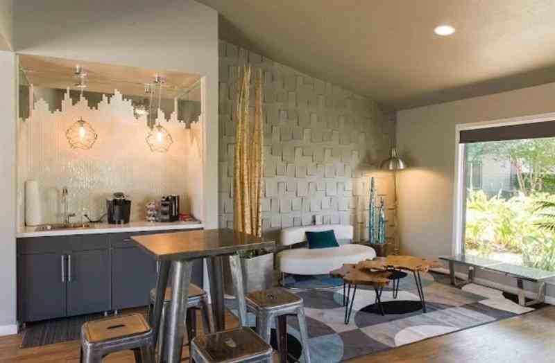 2401 Westridge St #2-3310 - Photo 5 of 10