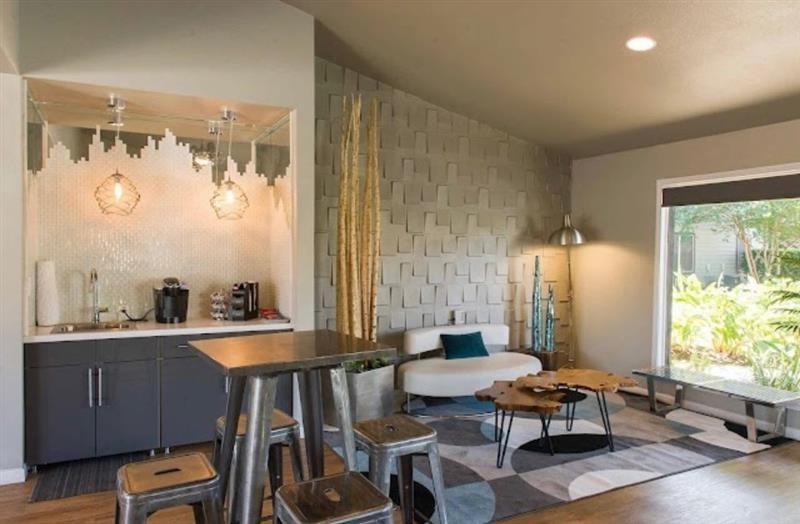 2401 Westridge St #2-2314 - Photo 2 of 10