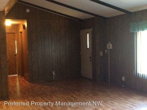 17526 62nd Ave NW - Photo 2 of 10