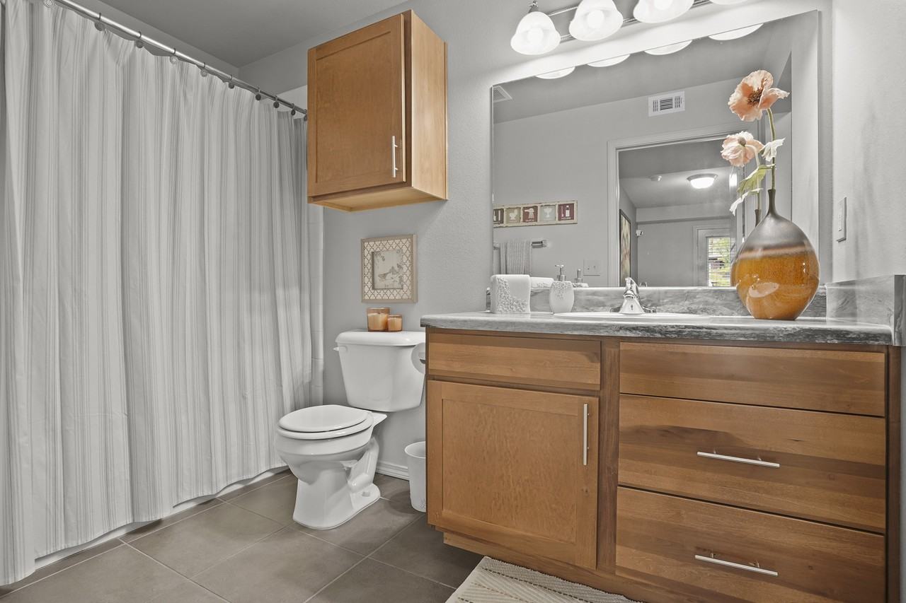 The Reserve at Elm - Photo 7 of 18