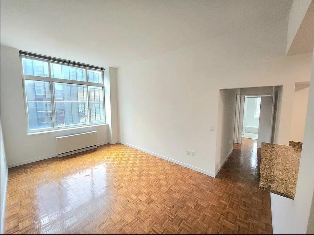 W End Ave 6G, New York, NY 10023 1 Bedroom Apartment for 3,965/month