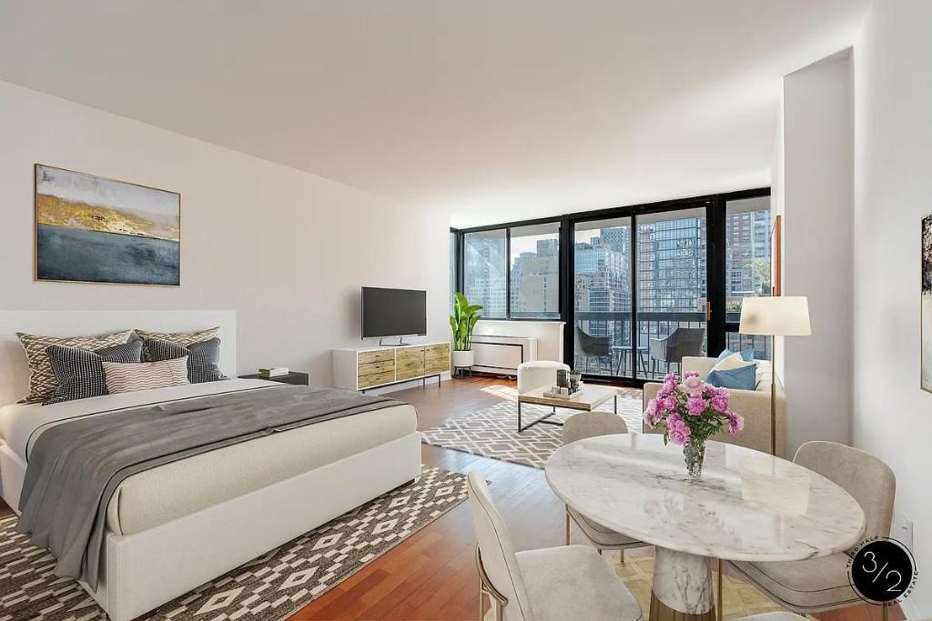 E 75th St 12D, New York, NY 10021 Studio Apartment for 3,595/month