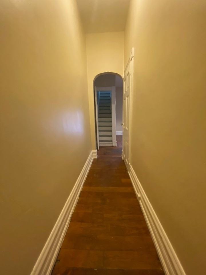 219 N 9th Street - Photo 3 of 30