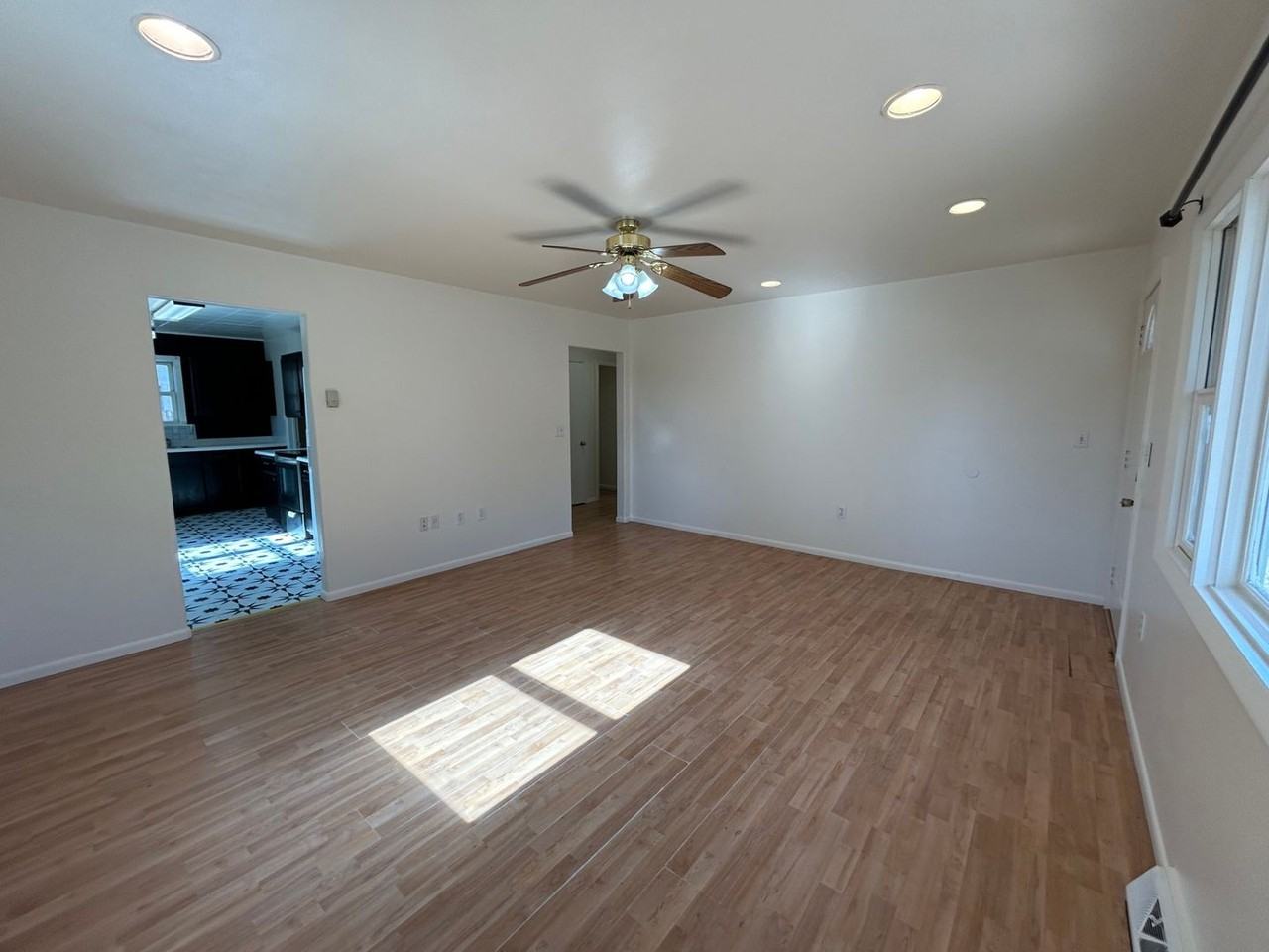 120 N 9th St W - Photo 5 of 50