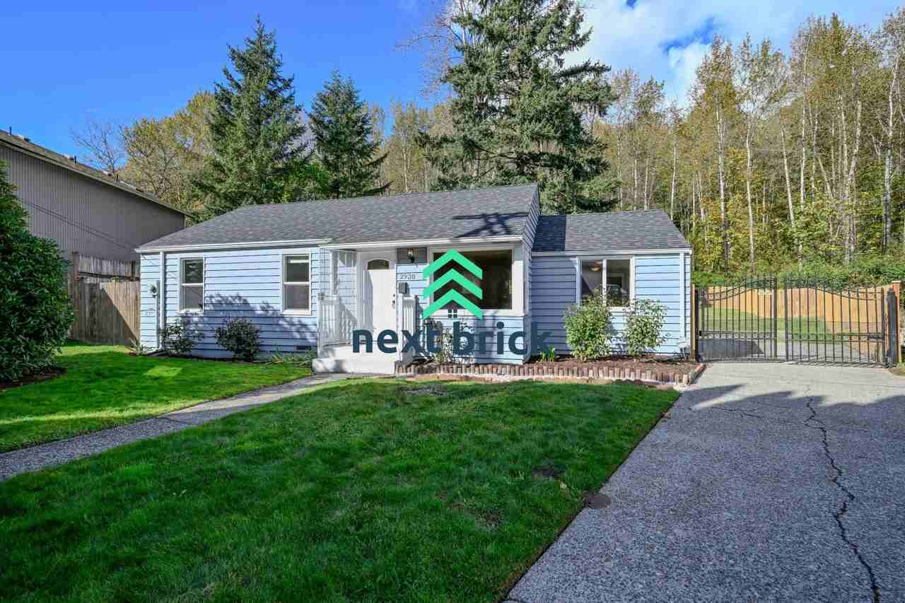 2930 Se 5th St - Photo 2 of 24