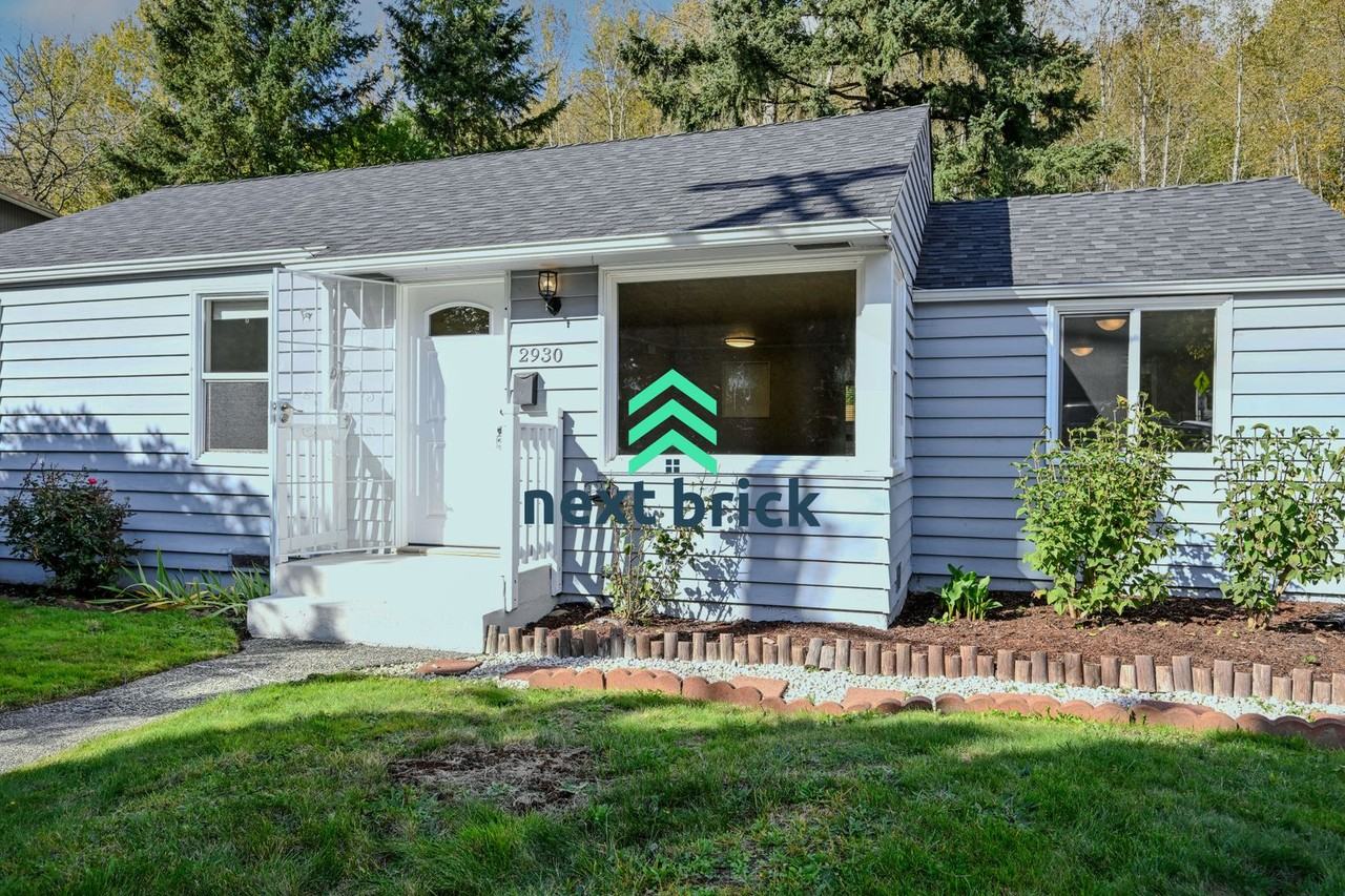 2930 Se 5th St - Photo 3 of 24