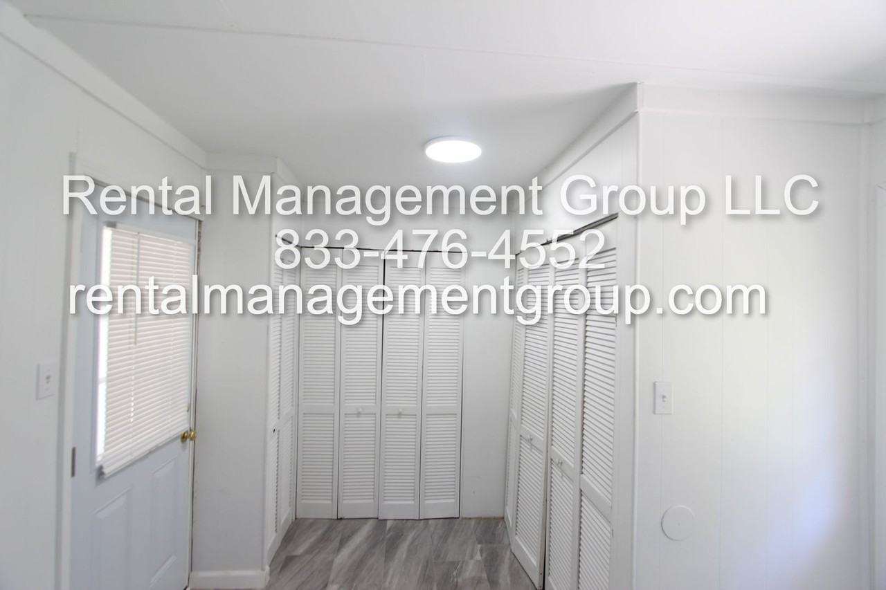 1139 Kawanda Lane Northeast - Photo 6 of 16