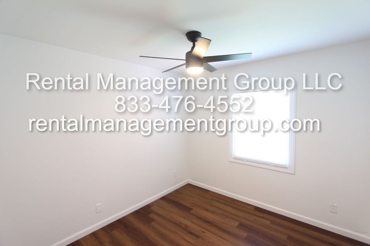 1139 Kawanda Lane Northeast - Photo 7 of 16