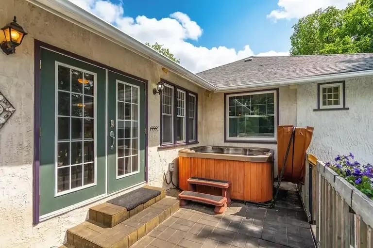 869 Palmerston Ave - Photo 2 of 5