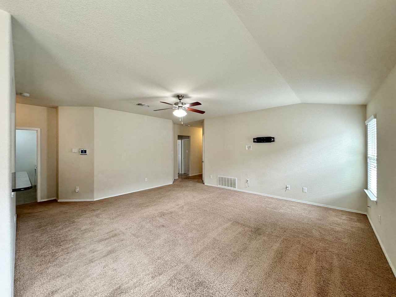 6503 Katy Creek Ln - Photo 5 of 34