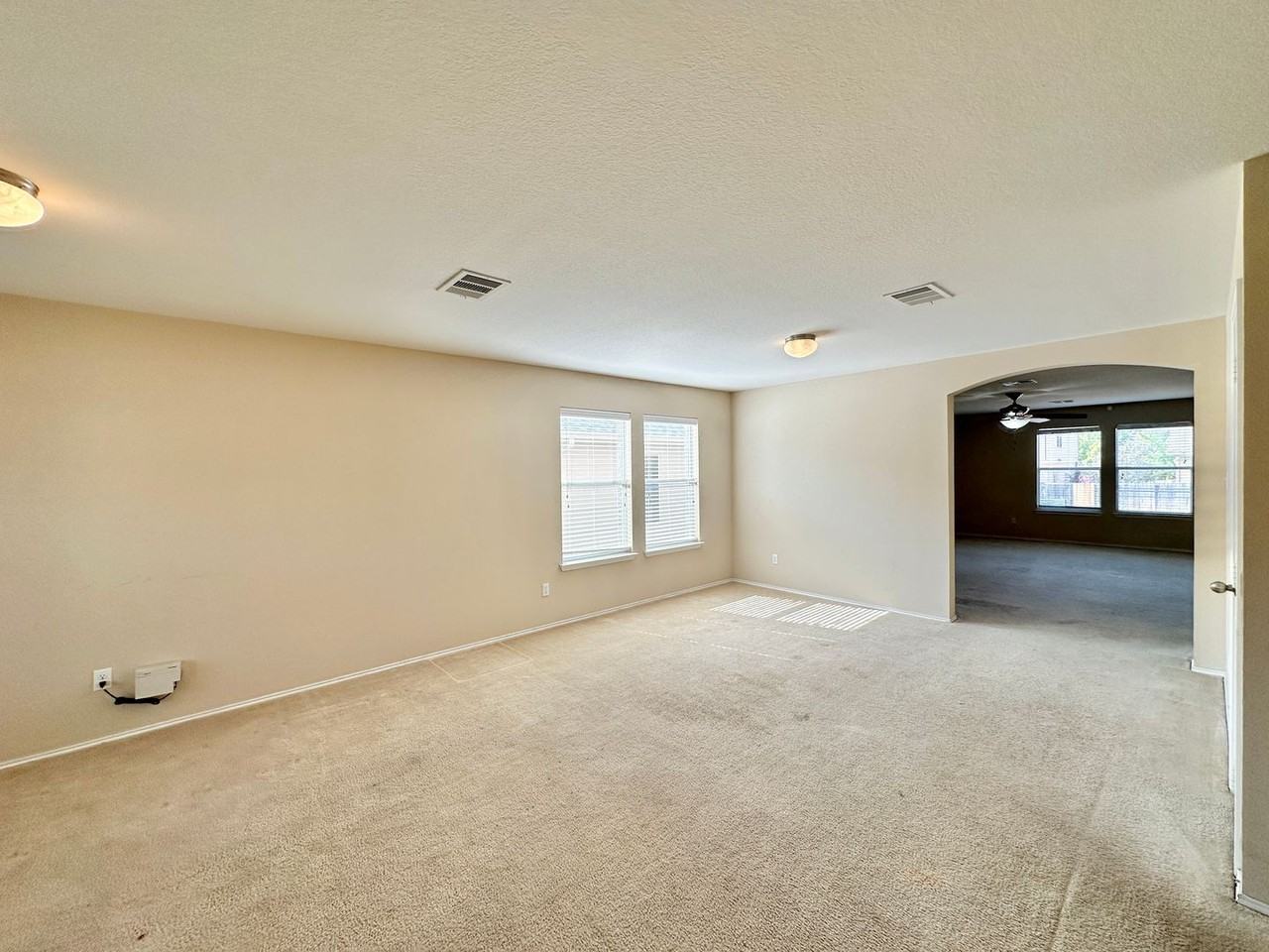 9013 Bellgrove Ct - Photo 2 of 39