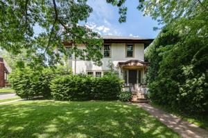 featured image of 1517 Fairmount Ave