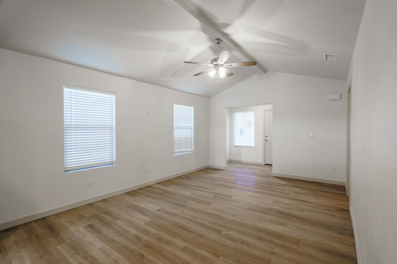 322 E 76th St - Photo 2 of 14