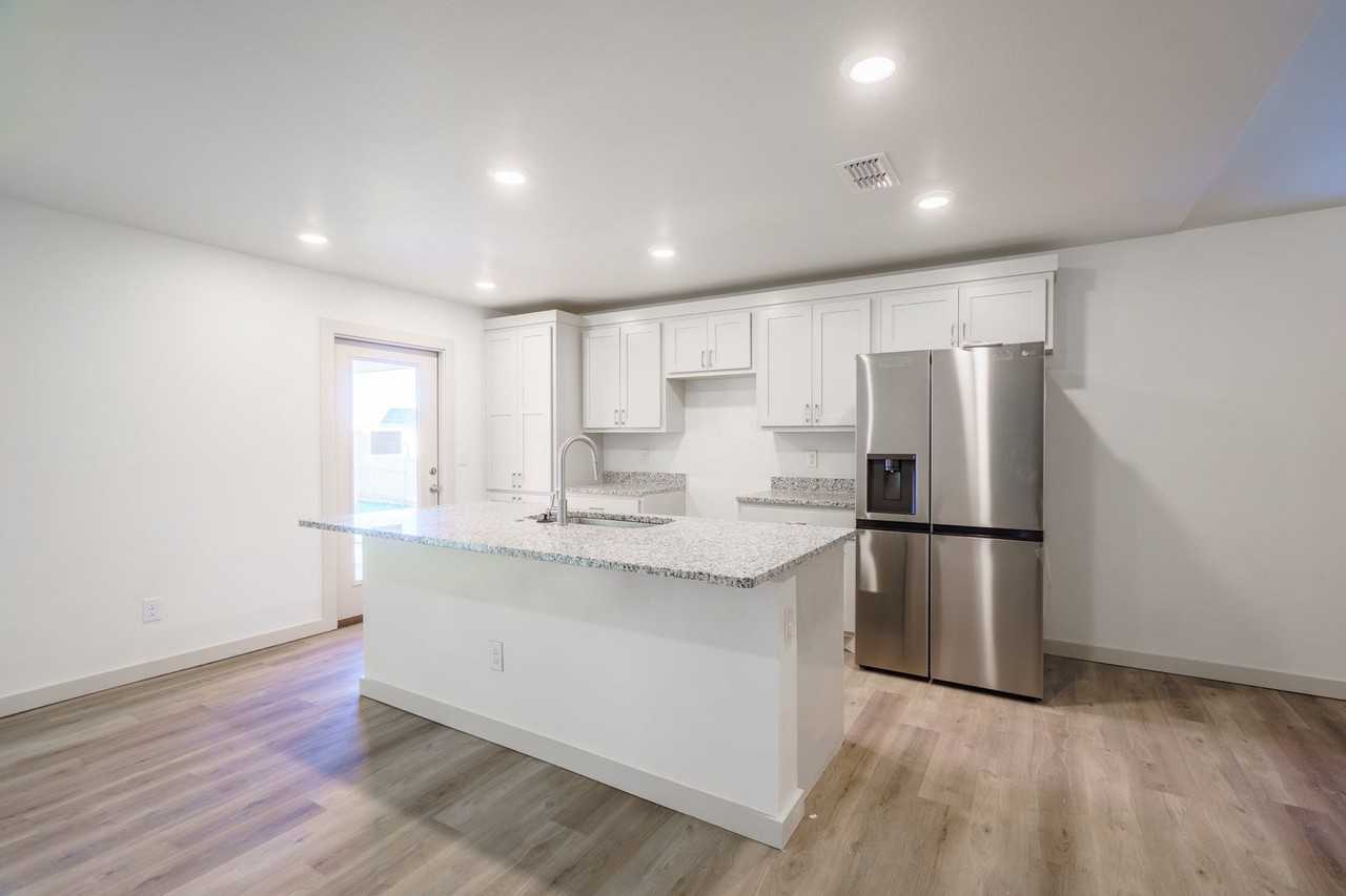 322 E 76th St - Photo 3 of 14
