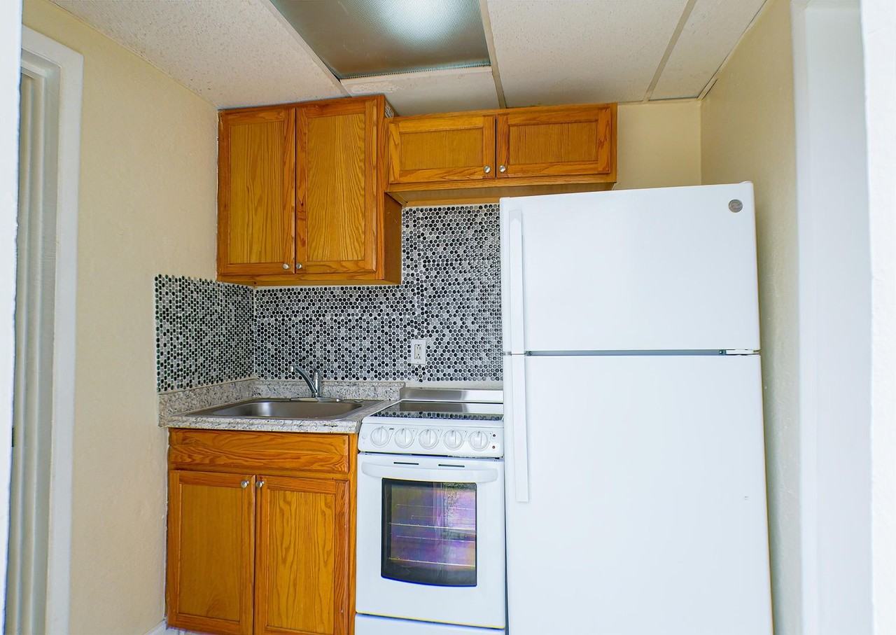 2214 Quality Life Center Way - Photo 3 of 8