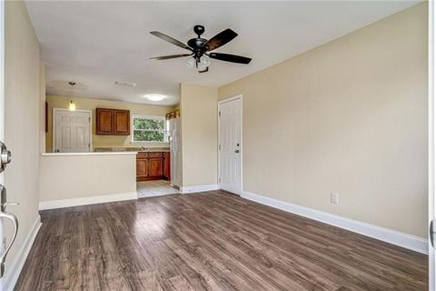 2312 Sauvage Ave - Photo 4 of 21