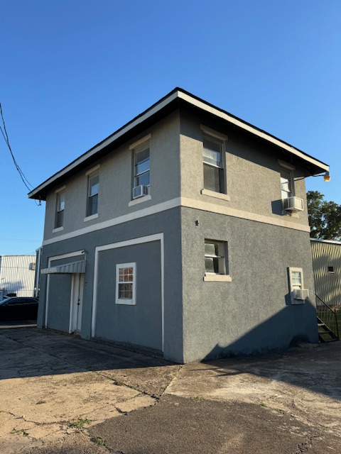 841 Grimmett Dr - Photo 2 of 11