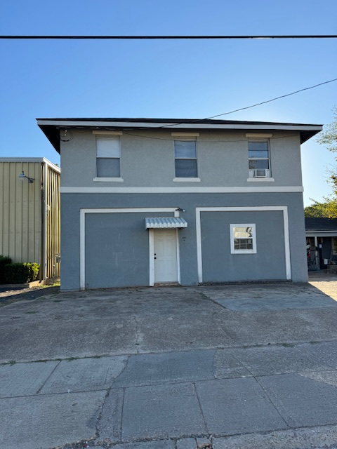 841 Grimmett Dr - Photo 3 of 11