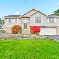 406 Roanoke Ln - Photo 1 of 1