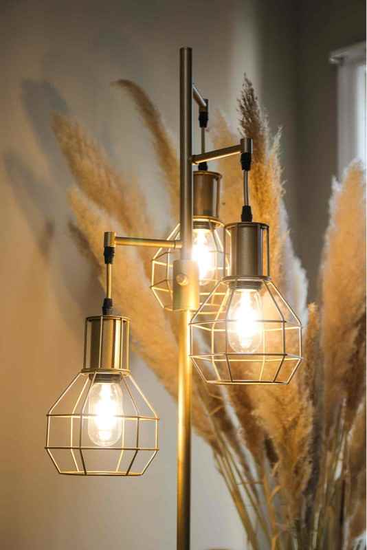 6734 Winchester St - Photo 5 of 25