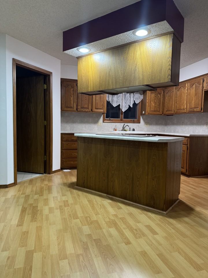 704 W Briarwood Ln #NA - Photo 3 of 13
