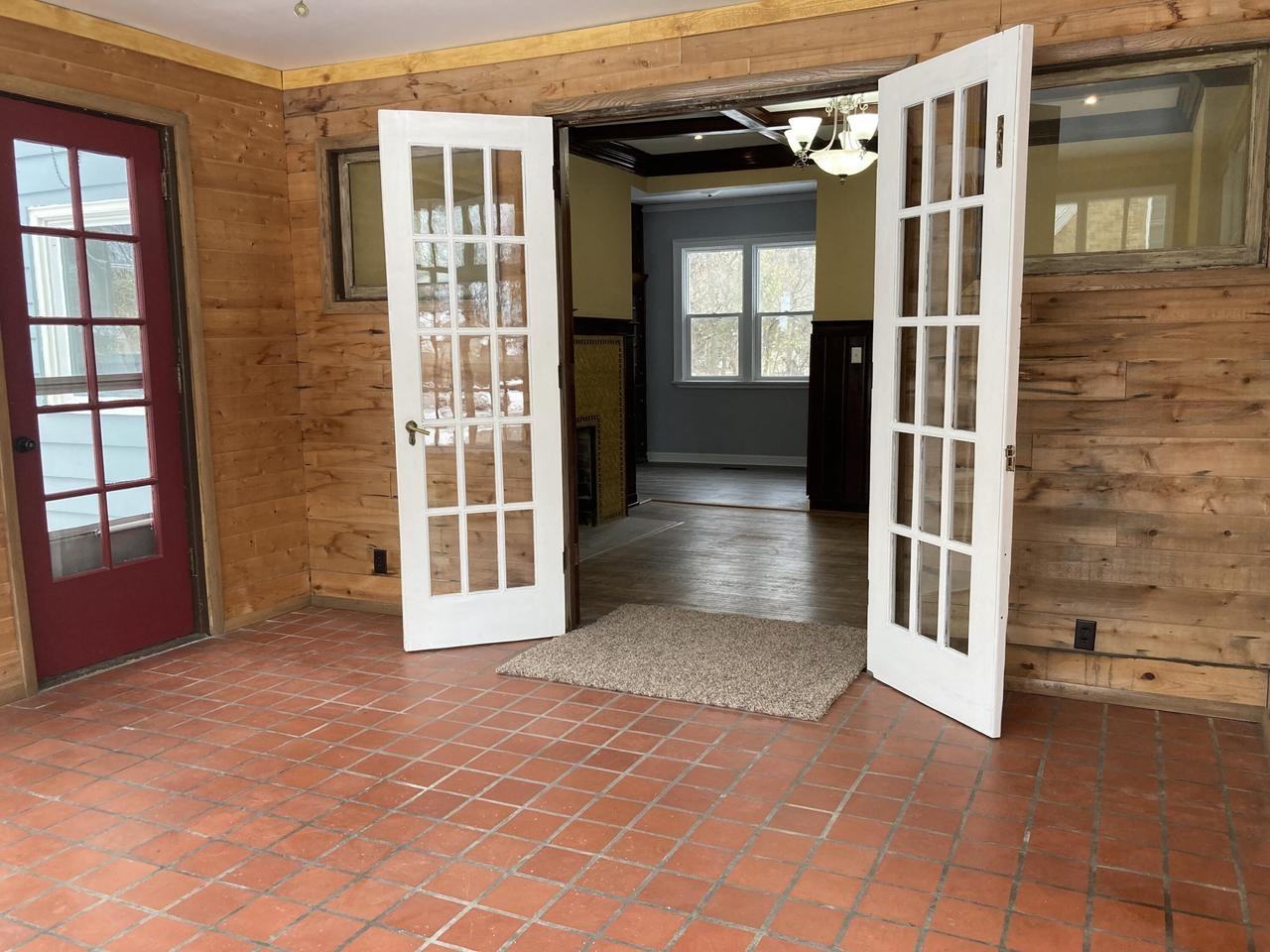 339 State St #NA - Photo 3 of 22