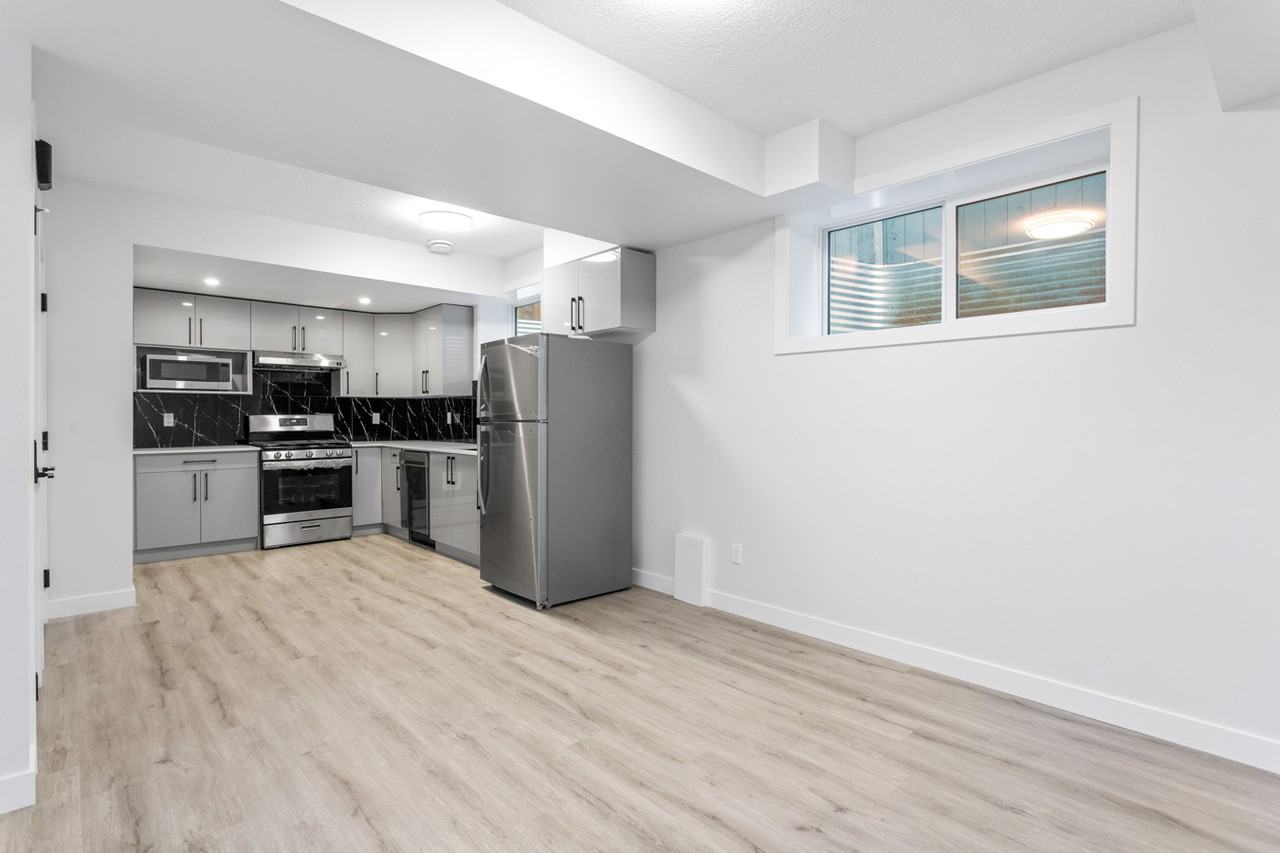 4219 Veterans Way Nw Bsmt #BS - Photo 2 of 16