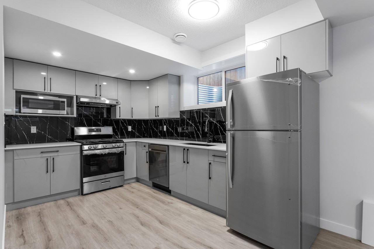 4219 Veterans Way Nw Bsmt #BS - Photo 3 of 16