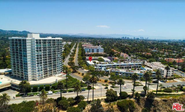 132 San Vicente Blvd - Photo 3 of 8