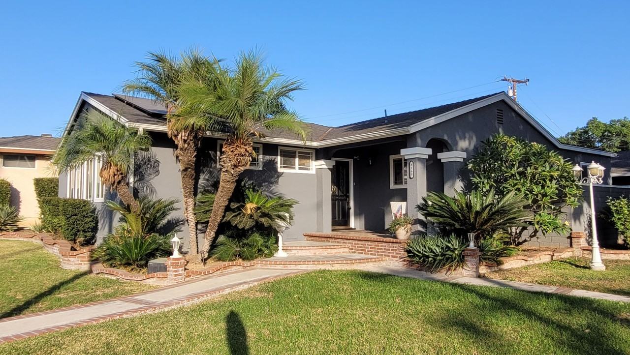 8160 Michigan Ave - Photo 2 of 24