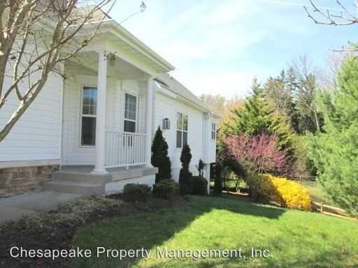 8914 Griffin Way - Photo 2 of 17