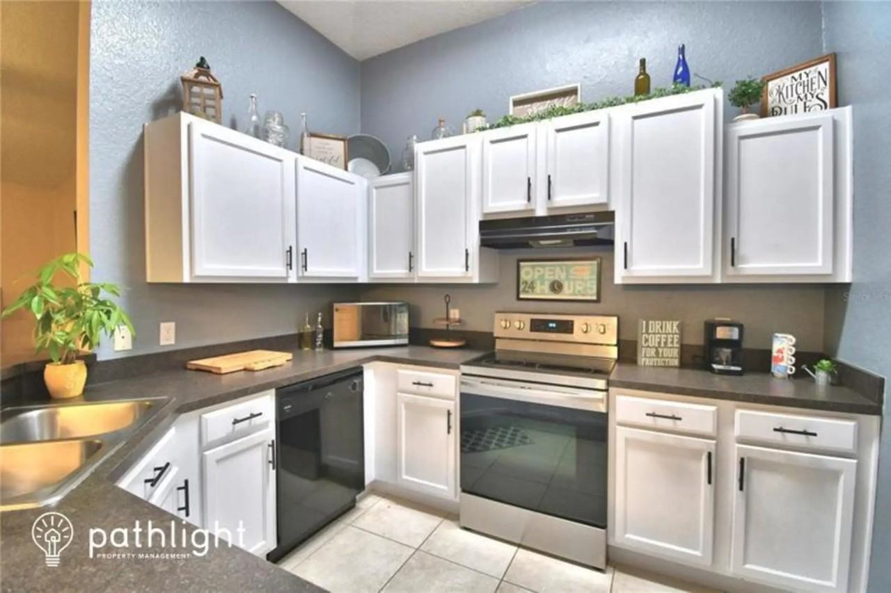 1598 Saddlehorn Dr - Photo 2 of 18