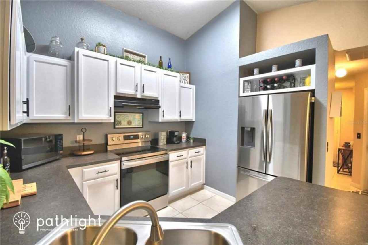 1598 Saddlehorn Dr - Photo 3 of 18