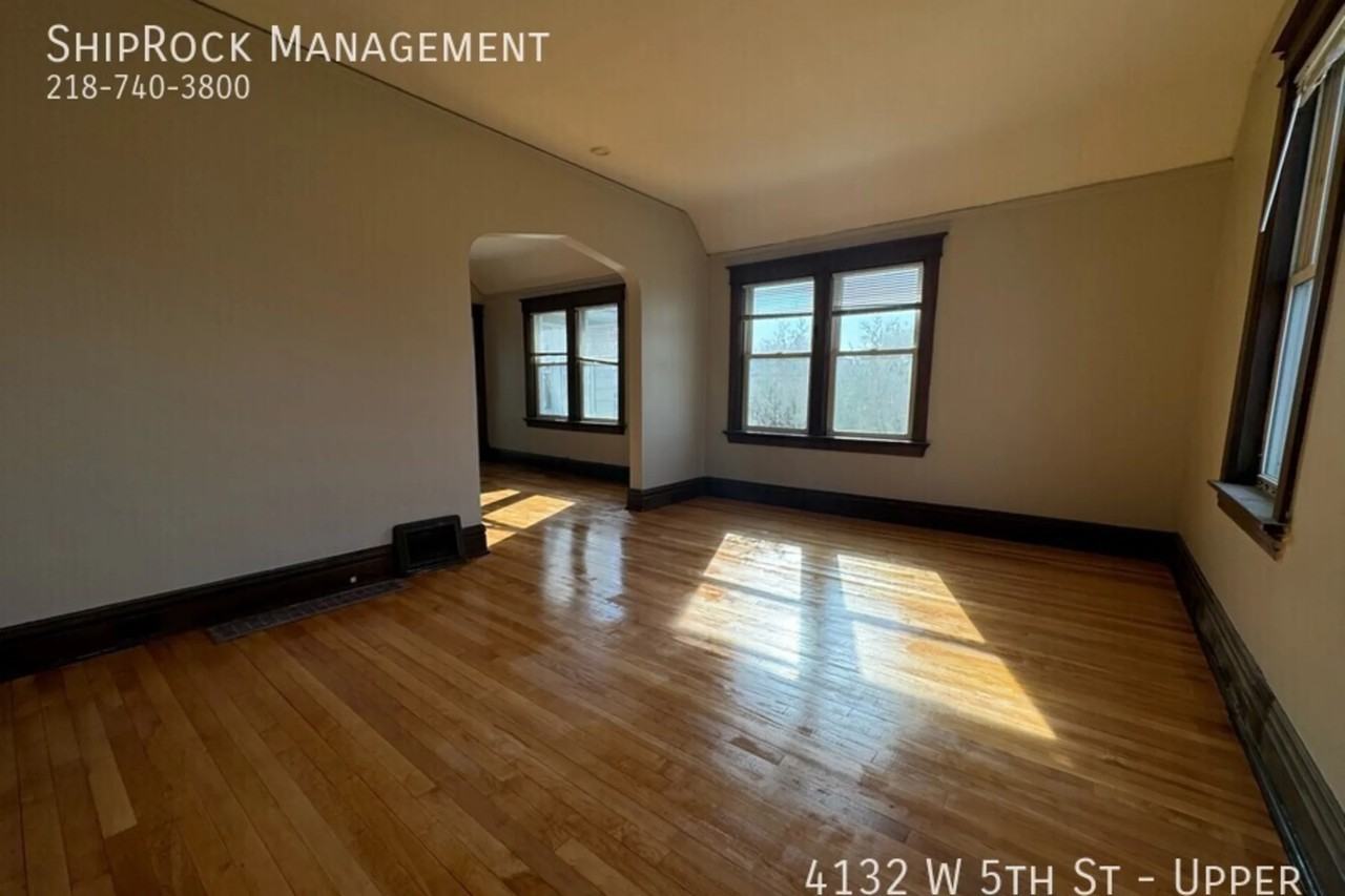 4132 W 5th St Uppr - Photo 2 of 14