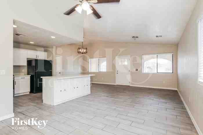 5910 E Calle Milagros - Photo 3 of 16