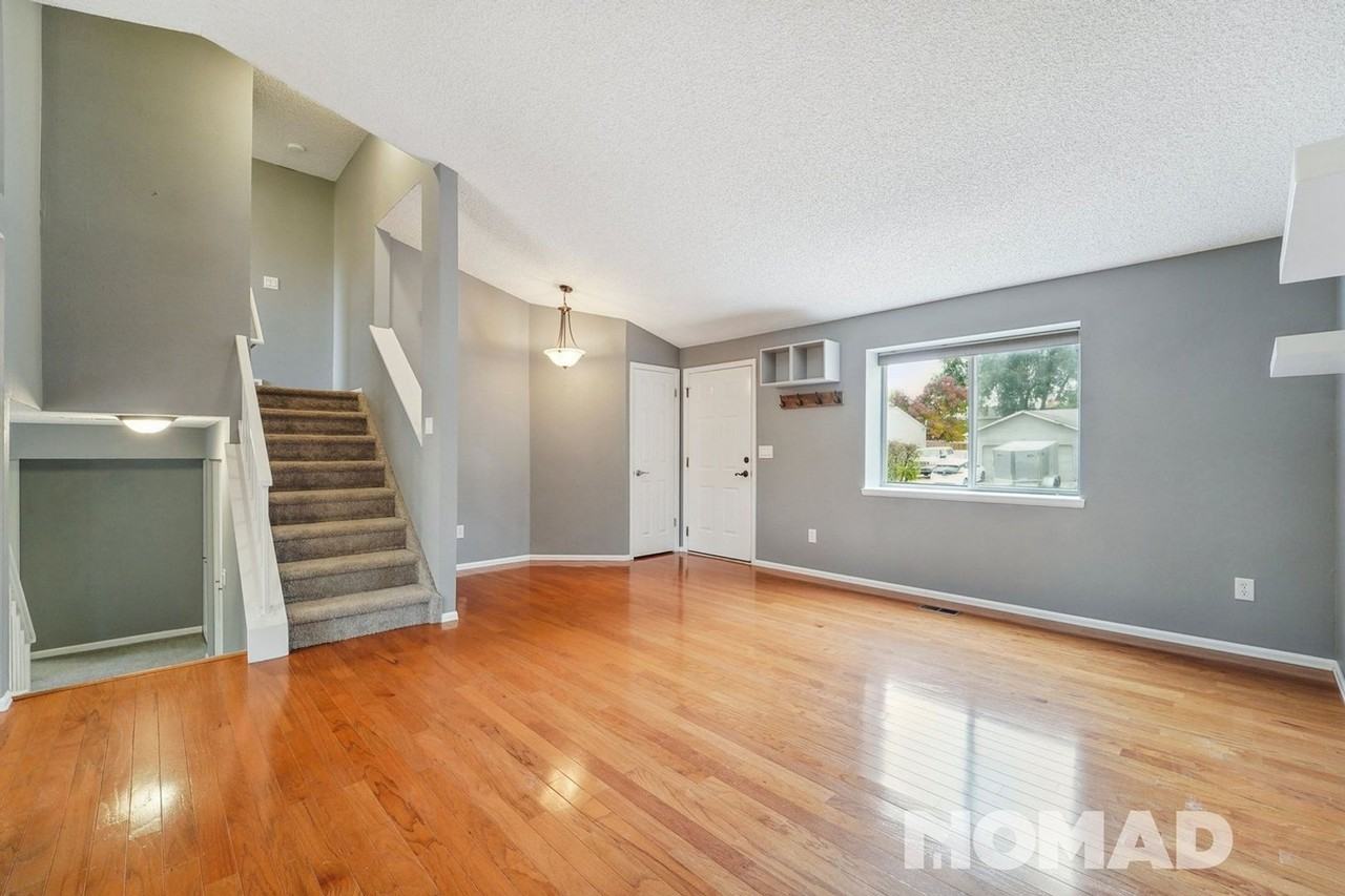 3206 Crockett St - Photo 2 of 26