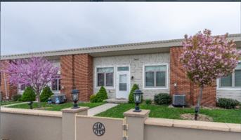 featured image of 1160 Municipal Dr #18