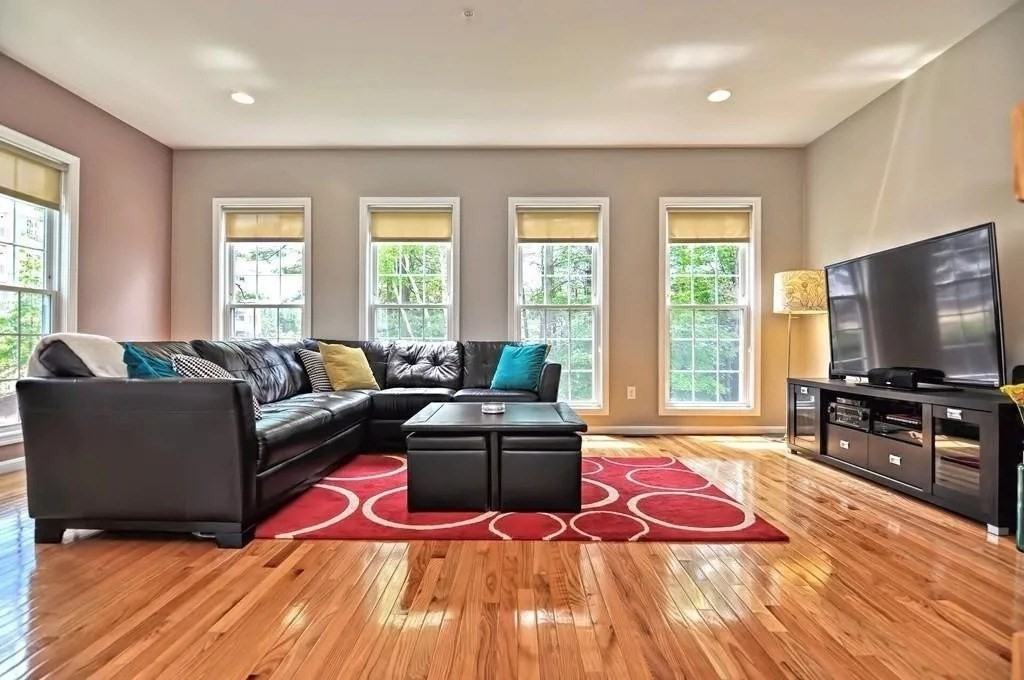 45 Jacob Way - Photo 3 of 24