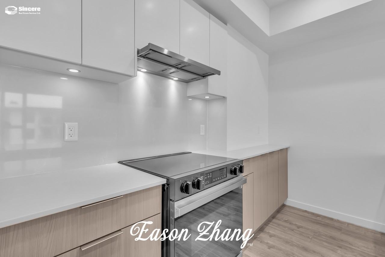 10829 140 Street #600 - Photo 6 of 19