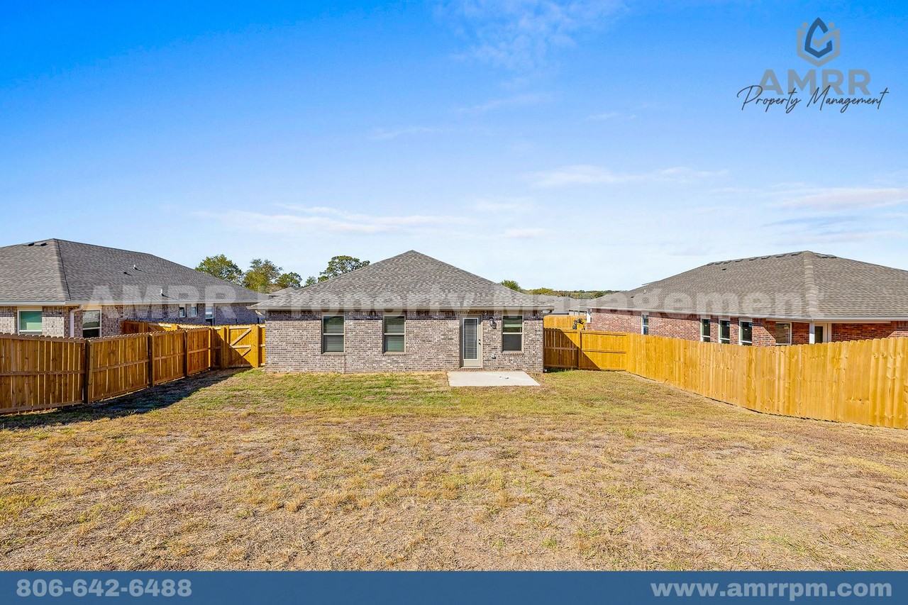 1105 Southwest 2nd Avenue - Photo 6 of 32