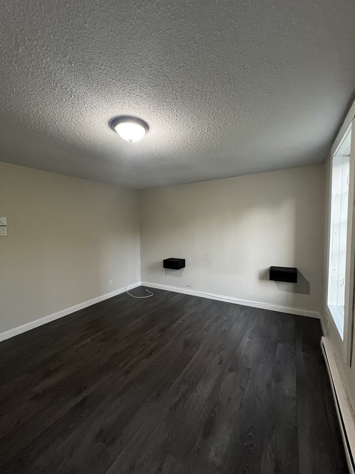 Rue Leduc & Rue Vaudreuil #2 - Photo 7 of 8