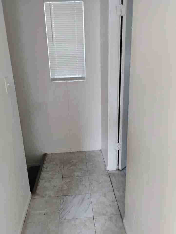 538 State St #NA - Photo 6 of 21