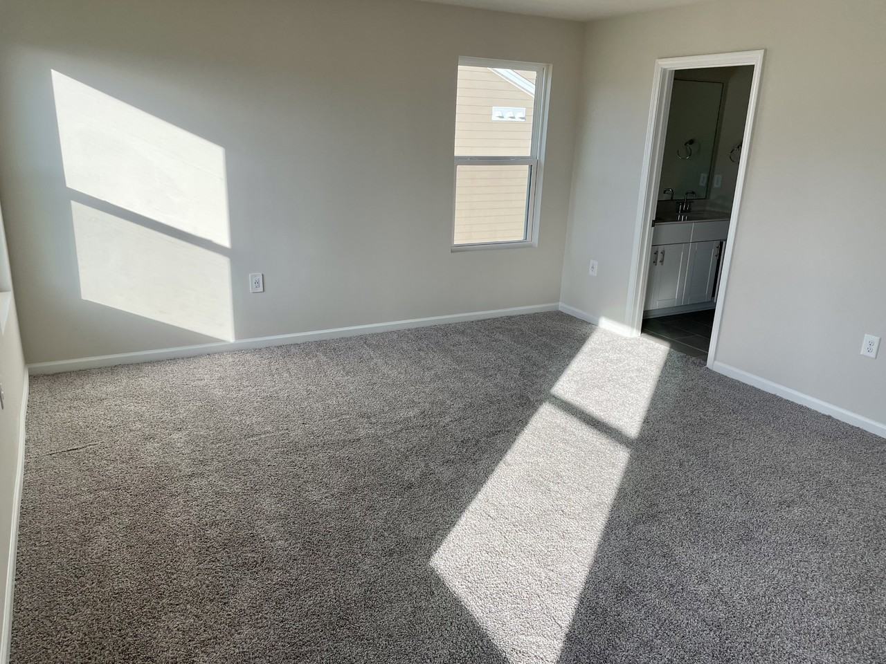 912 Field Ivy Drive #912 - Photo 7 of 24