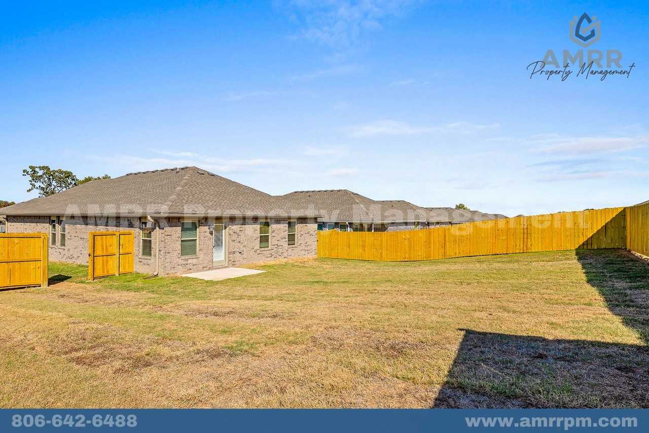 1203 Southwest 2nd Avenue - Photo 3 of 31