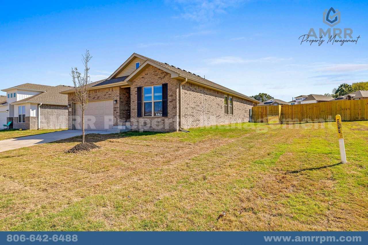 1203 Southwest 2nd Avenue - Photo 5 of 31