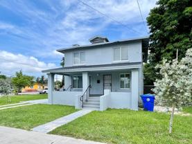 4112 Nw 18th Ave - Photo 1 of 1