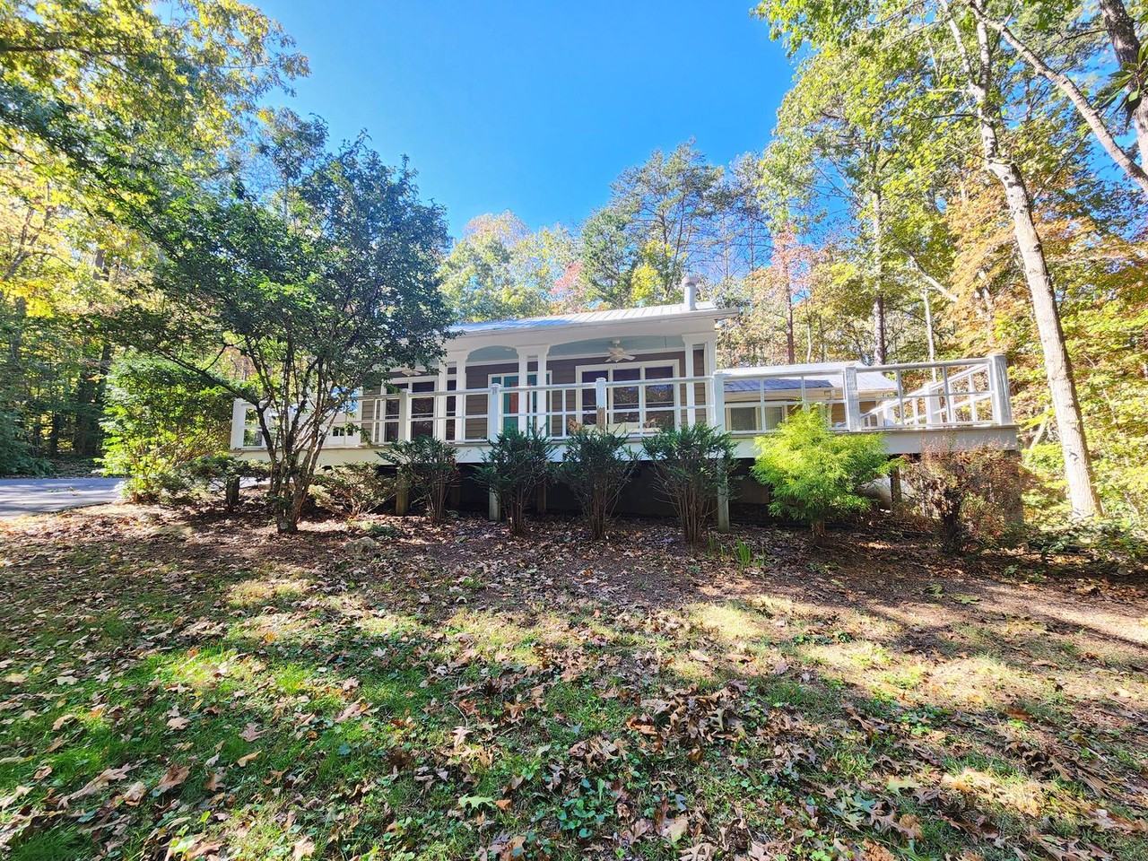 117 Domeno Dr - Photo 3 of 28