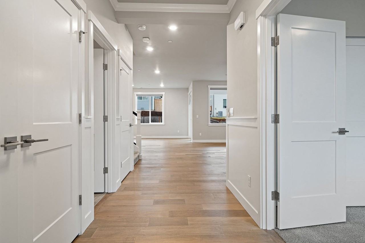 1424 Baker Heights Loop - Photo 5 of 50