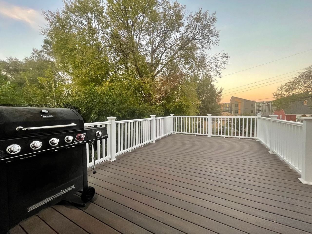 6345 Bloomington Ave - Photo 7 of 19