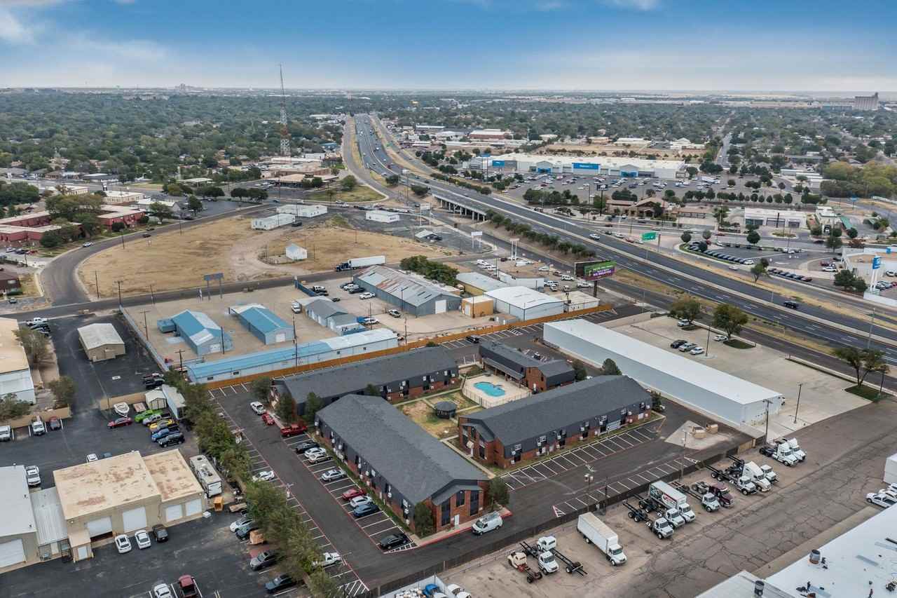 Sagebrush Apartments - Photo 4 of 27